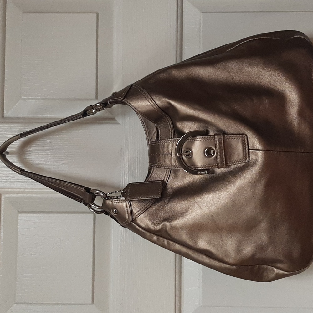 🛍Coach Bag- Beautiful❣Bronze with Chrome Hardware